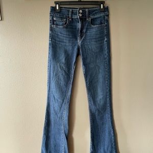 American Eagle High Rise Artist Flare Jean, size 4 Long